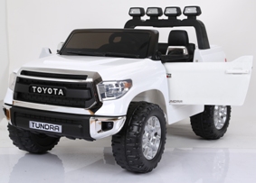 Masinuta TOYOTA Tundra 2 locuri mici